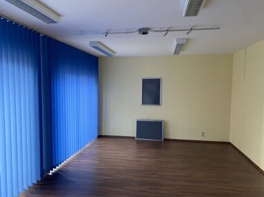 Bürofläche zur Miete Provisionsfrei 450 € 4 Zimmer 80 m² Bürofläche Kreuzstr.3 Roßwein Roßwein 04741