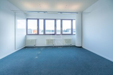 Bürofläche zur Miete 11 € 656 m² Bürofläche teilbar ab 328 m² Wallgraben - Ost Stuttgart 70565