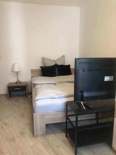 Wohnung zur Miete Wohnen auf Zeit 685 € 3 Zimmer 12 m² frei ab 03.03.2025 Kleine Rittergasse 43 Sachsenhausen Frankfurt am Main 60594