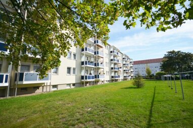 Wohnung zur Miete 300 € 2 Zimmer 48,8 m² 2. Geschoss Bautzner Straße 2 a Weida Riesa 01587