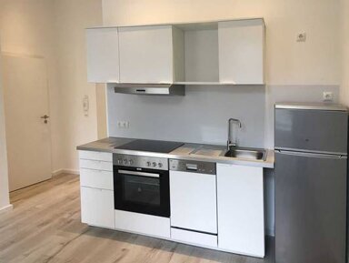 Wohnung zur Miete 700 € 3 Zimmer 57,6 m² frei ab sofort Crimmitschauer Straße Mitte - West 135 Zwickau 08056