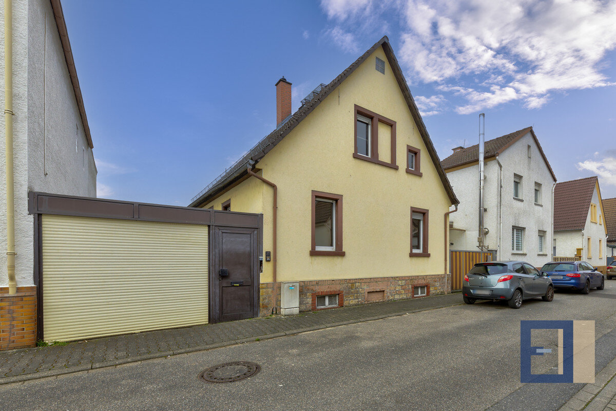 Einfamilienhaus zum Kauf 380.000 € 6 Zimmer 144 m² 334 m² Grundstück Bischofsheim 65474