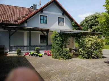 Mehrfamilienhaus zum Kauf als Kapitalanlage geeignet 1.600.000 € 12.300 m² Grundstück Wolfsfeld Kastl 92280