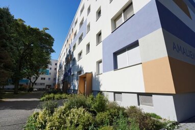 Wohnung zur Miete 415 € 3 Zimmer 56,1 m² 4. Geschoss Friedhofstraße 55 Innerstädtischer Bereich Mitte 21 Dessau-Roßlau 06842