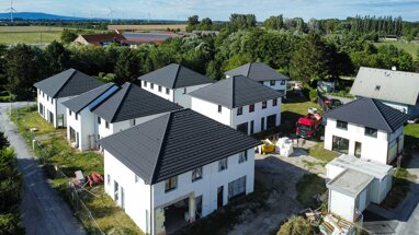 Doppelhaushälfte zum Kauf 329.000 € 4 Zimmer 115 m² Tattendorf 2523