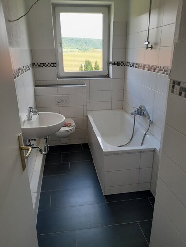 Wohnung zur Miete 368 € 3 Zimmer 59,2 m² 2. Geschoss R.-Kanzler-Straße 28 Bad Kösen Naumburg (Saale) 06628