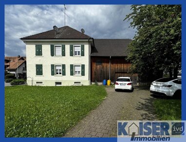 Mehrfamilienhaus zum Kauf 349.000 € 10 Zimmer 200 m² 1.800 m² Grundstück Erzingen Klettgau 79771