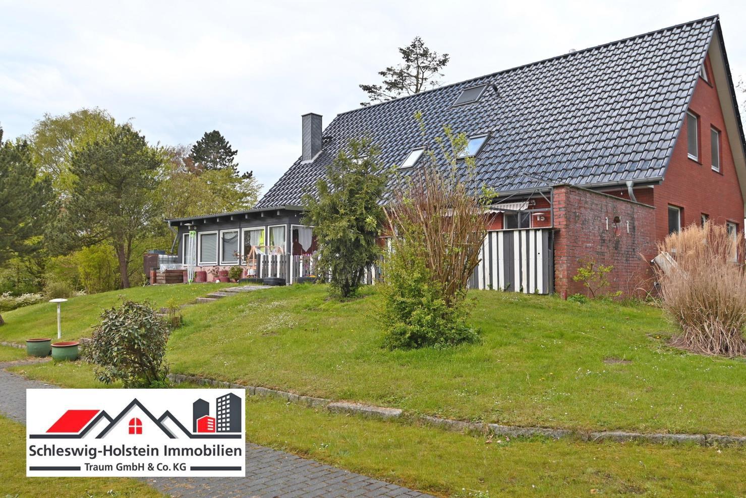 Mehrfamilienhaus zum Kauf 595.000 € 14 Zimmer 2.800 m²<br/>Grundstück Lürschau 24850