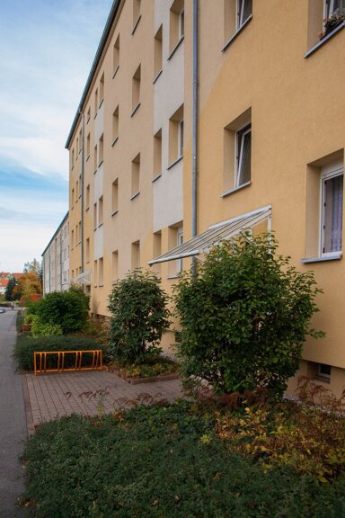 Wohnung zur Miete 365 € 4 Zimmer 70,1 m² 3. Geschoss frei ab 01.02.2025 Lungwitzer Straße 36 Glauchau Glauchau 08371