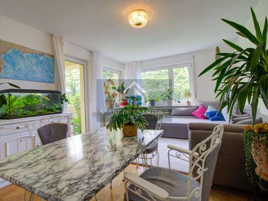 Wohnung zum Kauf 249.000 € 2 Zimmer 54,5 m² EG Gauting 82131