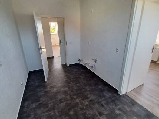 Wohnung zur Miete 340 € 3 Zimmer 61,6 m² 3. Geschoss frei ab sofort Gothestr. 3 Brand Zwickau 08060
