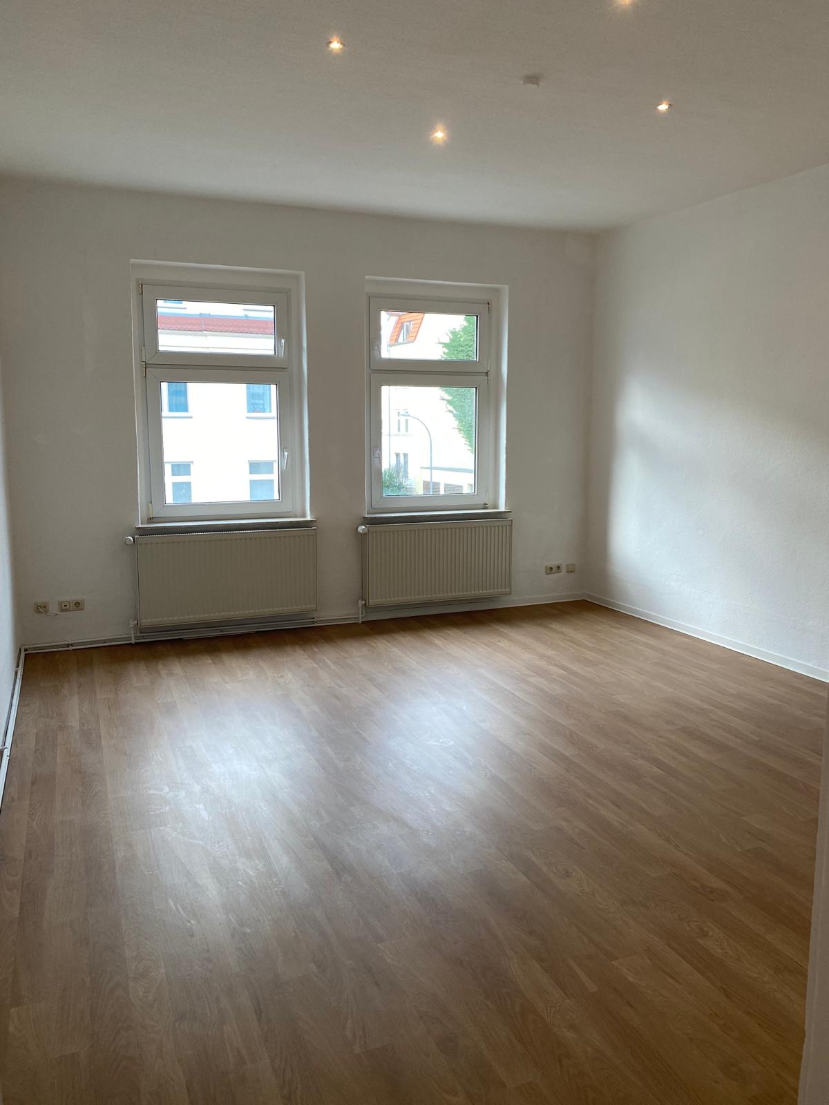 Wohnung zur Miete 513,50 € 3 Zimmer 79 m²<br/>Wohnfläche 2.<br/>Geschoss ab sofort<br/>Verfügbarkeit Virchowstraße 15 Zeitz Zeitz 06712