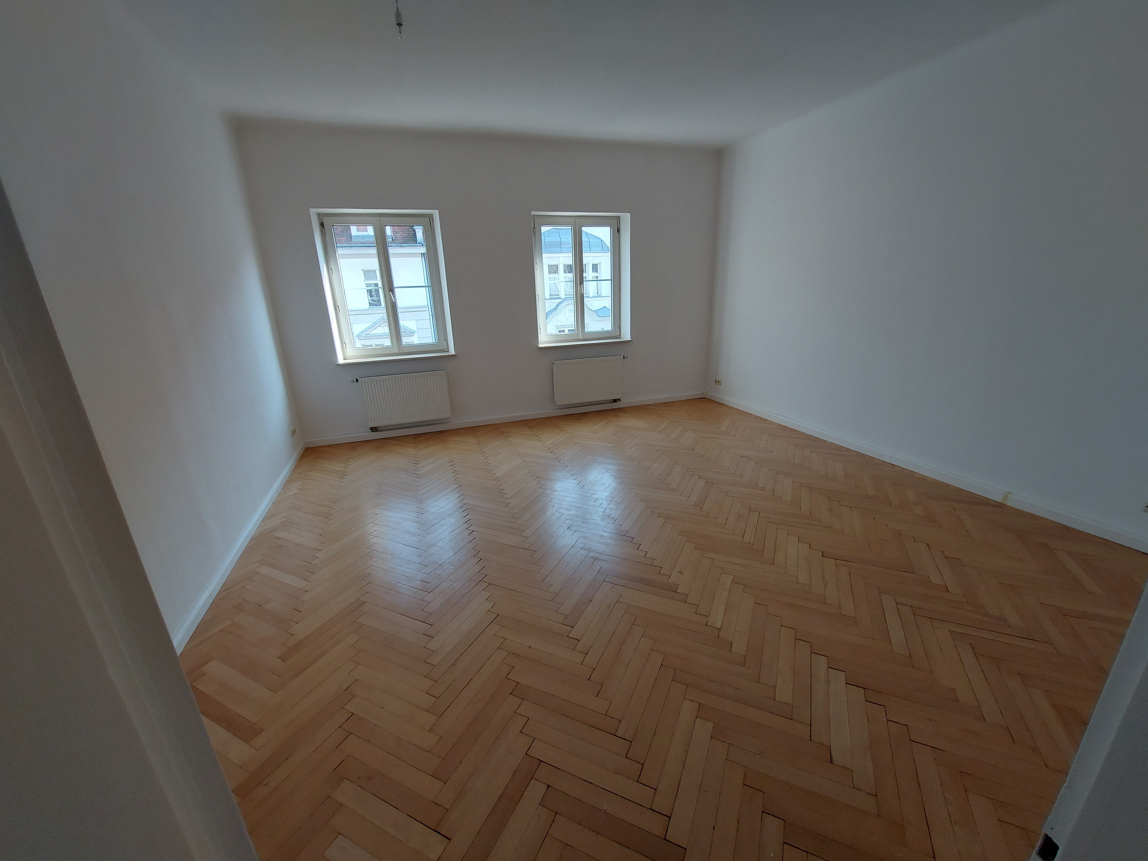 Wohnung zur Miete 1.080 € 3 Zimmer 100,2 m²<br/>Wohnfläche 3. Stock<br/>Geschoss Ab sofort<br/>Verfügbarkeit Wölfelstr. 3-5 City Bayreuth 95444