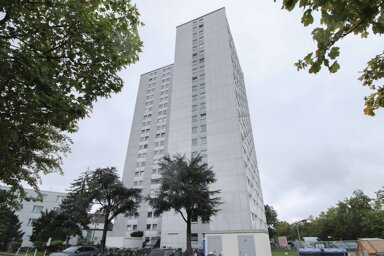 Wohnung zum Kauf 119.900 € 1 Zimmer 27,3 m² 10. Geschoss Schönfeld Erlangen 91058