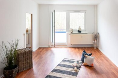 Wohnung zur Miete 300 € 2 Zimmer 49,4 m² 7. Geschoss Faleska-Meinig-Str. 4 Markersdorf Chemnitz 09122