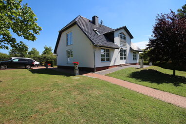 Mehrfamilienhaus zum Kauf 790.000 € 9 Zimmer 224 m² 7.762 m² Grundstück Fürstenwerder Nordwestuckermark 17291