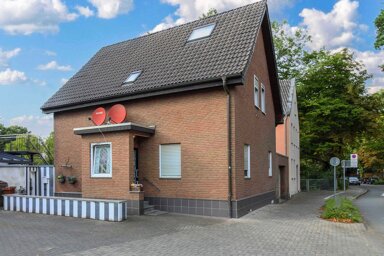 Mehrfamilienhaus zum Kauf als Kapitalanlage geeignet 275.000 € 7 Zimmer 203 m² 285,1 m² Grundstück Süd - Ost Lippstadt 59555