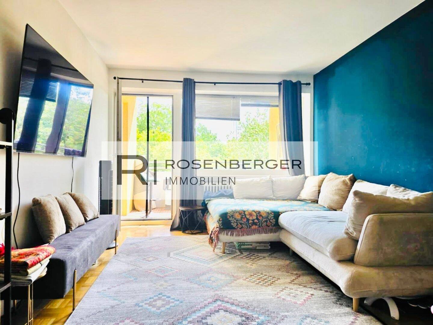 Helle 2 Zimmerwohnung inkl. TG Stellplatz