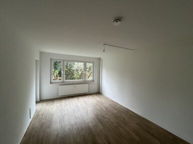 Wohnung zur Miete 630 € 3 Zimmer 80 m² EG frei ab 01.12.2024 Helsinkistr. 32 Mettenhof Bezirk 2 Kiel 24109