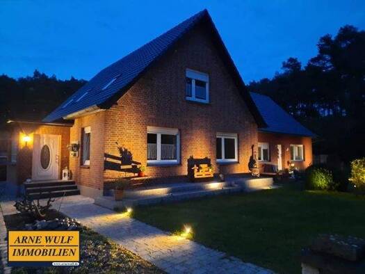 Einfamilienhaus zum Kauf 425.000 € 11 Zimmer 281,5 m² 2.035 m² Grundstück Dreenkrögen Wöbbelin / Dreenkrögen 19288