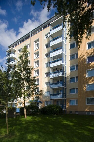 Wohnung zur Miete 527 € 2 Zimmer 65,9 m² 6. Geschoss Holsatenring 40 Süd Neumünster 24539