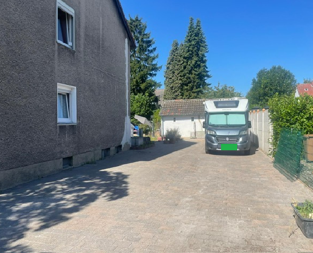 Immobilie in Gladbeck - 4- bis 5-Fam.-Haus mit 4 Kfz.-Stellplätzen... zur Selbstnutzung und / oder zur Kapitalanlage - Bild 1