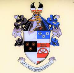 Regina Höppner Makler für Immobilien & Versicherungen logo