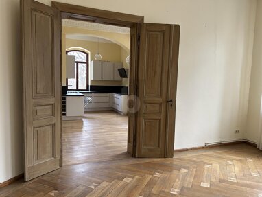 Wohnung zum Kauf 369.000 € 8 Zimmer 295 m² 3. Geschoss Altenhain Trebsen/Mulde 04687