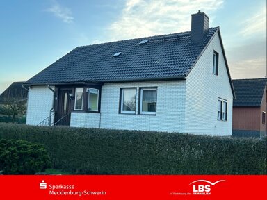 Einfamilienhaus zum Kauf 215.000 € 5 Zimmer 102,3 m² 869 m² Grundstück frei ab 01.02.2025 Pampow Pampow 19075