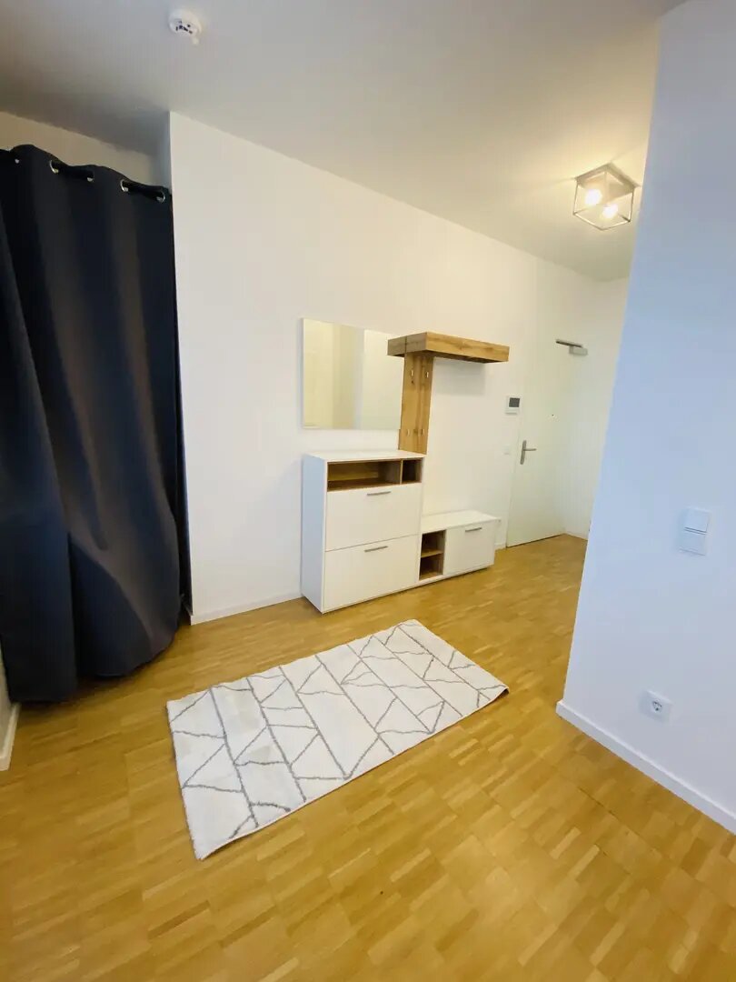 Luxuriöse Wohnung in super Lage mit großem Bad und großer Terrasse