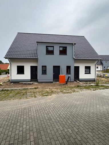 Doppelhaushälfte zur Miete 1.400 € 4 Zimmer 135 m² 279,5 m² Grundstück frei ab 01.09.2024 Kemnitzerhagen Kemnitz 17509