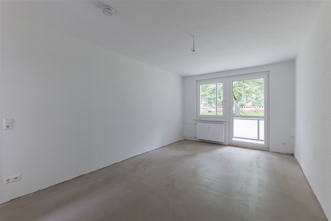 Wohnung zur Miete 356 € 3 Zimmer 58,3 m²<br/>Wohnfläche EG<br/>Geschoss ab sofort<br/>Verfügbarkeit Schubertstr. 6 Kapellenberg 813 Chemnitz 09119