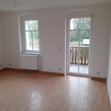 Wohnung zur Miete 365 € 2 Zimmer 65 m² Erdgeschoss Weinböhlaer Straße Coswig 01640