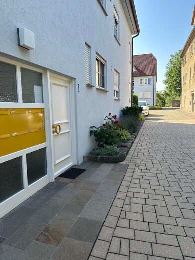 Wohnung zur Miete 690 € 3 Zimmer 82,9 m² 3. Geschoss frei ab 01.03.2025 Schloßberg 1 Niederstetten Niederstetten 97996