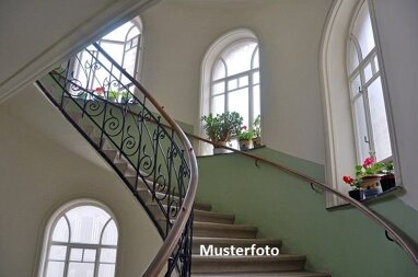 Mehrfamilienhaus zum Kauf Zwangsversteigerung 110.800 € 1 Zimmer 346 m² 660 m² Grundstück Mühlhausen Mühlhausen 99974