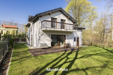 Einfamilienhaus zum Kauf Zwangsversteigerung 490.000 € 7 Zimmer 194 m² 765 m² Grundstück Otting Otting 86700