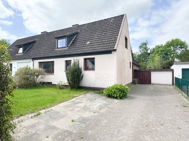 Doppelhaushälfte zum Kauf 329.000 € 5 Zimmer 137,2 m² 813 m² Grundstück Moorrege 25436