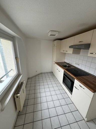 Wohnung zur Miete 352 € 2 Zimmer 64 m² 4. Geschoss Olvenstedter Str. . Olvenstedter Platz Magdeburg 39108