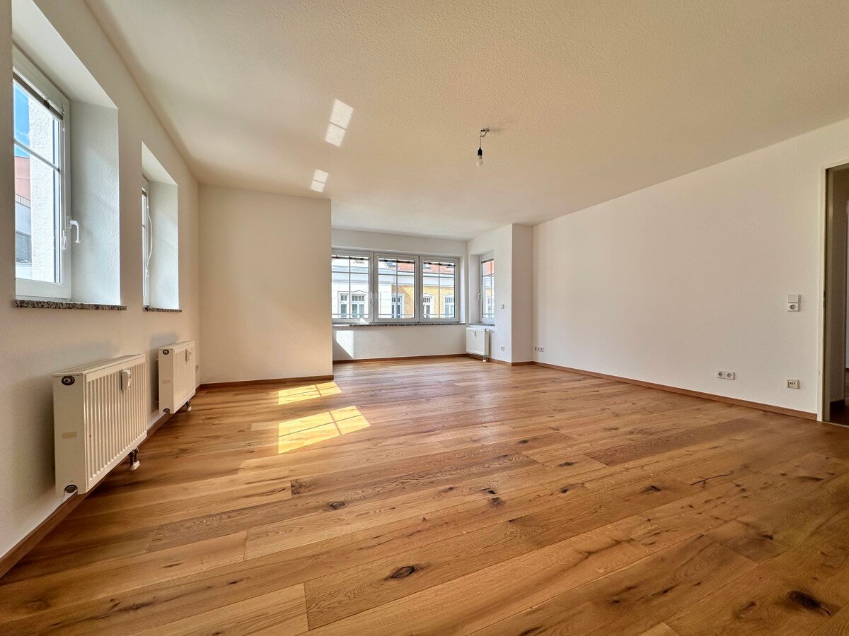 Wohnung zum Kauf 259.000 € 3 Zimmer 79 m²<br/>Wohnfläche 4. Stock<br/>Geschoss Kantstraße 30 Südvorstadt Leipzig 04275