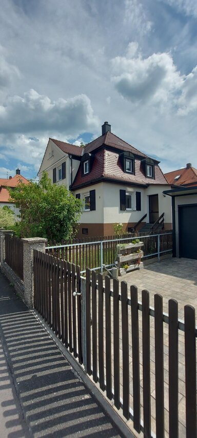 Doppelhaushälfte zum Kauf 296.000 € 3,5 Zimmer 93 m² 194 m² Grundstück Roth Roth 91154