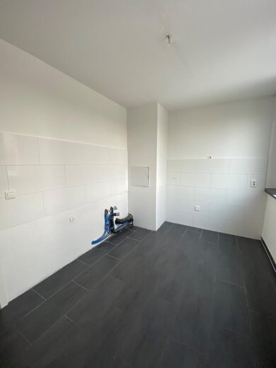 Wohnung zur Miete 549 € 3 Zimmer 79 m² 2. Geschoss Kolberger Straße 57 Siegen Siegen 57072