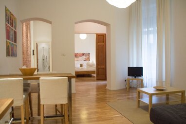 Wohnung zur Miete Wohnen auf Zeit 1.790 € 2 Zimmer 60 m² frei ab sofort Friedrichshain Berlin 10243