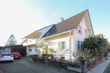 Mehrfamilienhaus zum Kauf als Kapitalanlage geeignet 375.000 € 7 Zimmer 183,3 m² 1.114,1 m² Grundstück Auenheim Kehl 77694