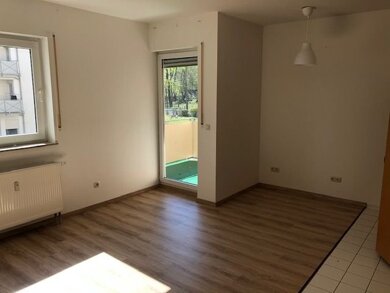 Wohnung zur Miete 210 € 1 Zimmer 31,1 m² 4. Geschoss frei ab sofort Bernsdorfer Straße 186c Bernsdorf Chemnitz 09126