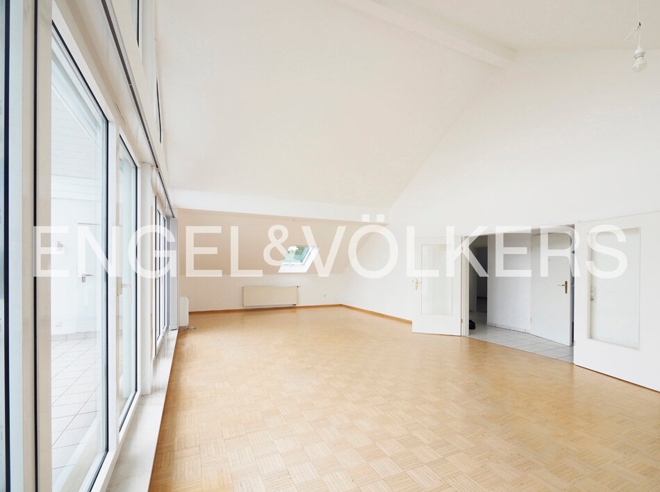 Wohnung zum Kauf 269.000 € 3 Zimmer 101 m²<br/>Wohnfläche Ab sofort<br/>Verfügbarkeit Scheidterberg Saarbrücken 66133