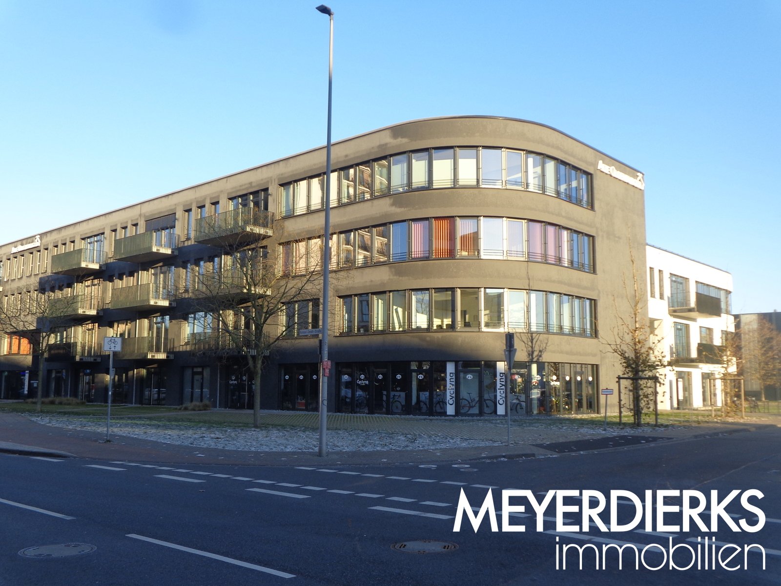 Bürogebäude zum Kauf 2.293,58 € 5.014 m²<br/>Bürofläche Häfen - Handelshäfen Bremen 28217