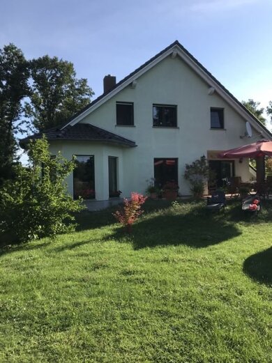 Einfamilienhaus zum Kauf 4 Zimmer 140 m² 800 m² Grundstück Spremberg Spremberg 03130