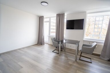 WG-Zimmer zur Miete Wohnen auf Zeit 1.250 € 38 m² 4. Geschoss frei ab 15.01.2025 Seilerstraße 10 Innenstadt Frankfurt am Main 60313