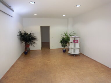 Bürofläche zur Miete Provisionsfrei 8,57 € 7 Zimmer 245 m² Bürofläche Ferdinand-Rhode-Straße 20 Zentrum - Süd Leipzig 04107