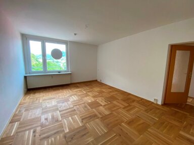 Wohnung zur Miete 359 € 2 Zimmer 54,3 m² 14. Geschoss Friedrich-König-Straße 11 Wahlbezirk 13 Suhl 98527